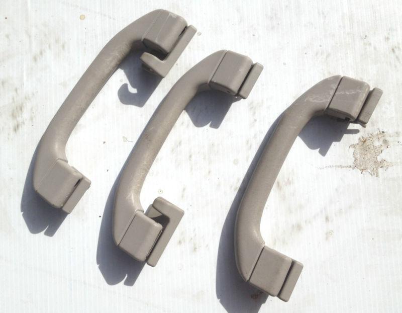 Bmw e36 coupe 1992-1998 roof ceiling grab handles 325 328 323 318 is gray oem