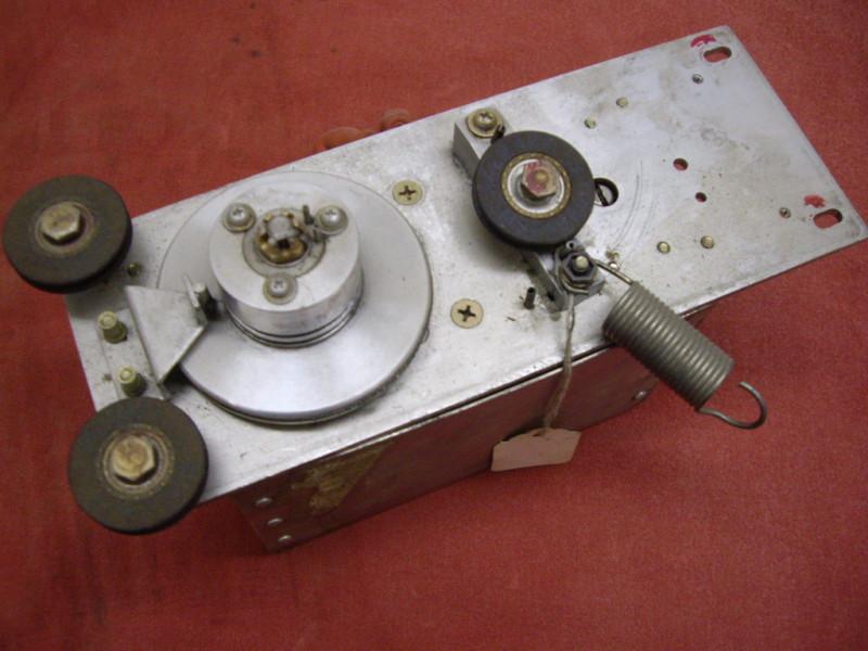 Piper pet-1 trim servo. pa-28r. used. *motor runs - clutch starting to slip*