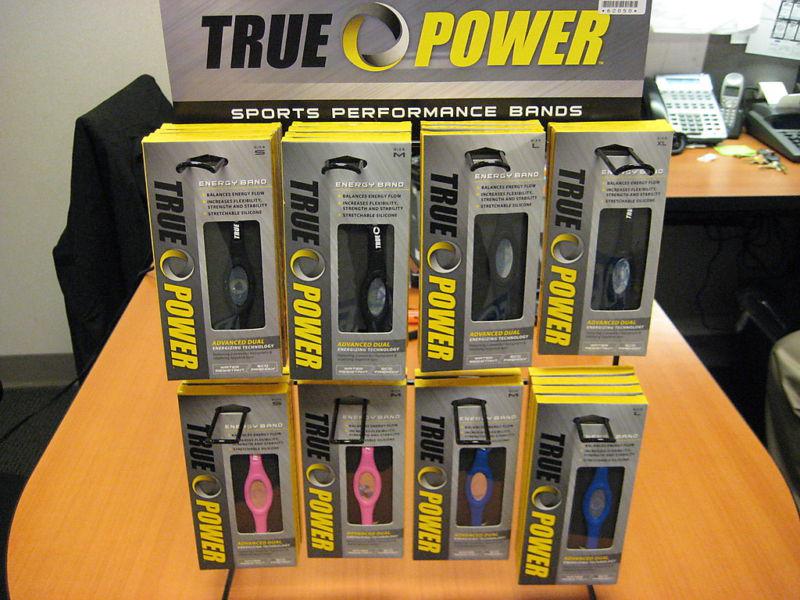 True-power energy band "meduim" in "white color"