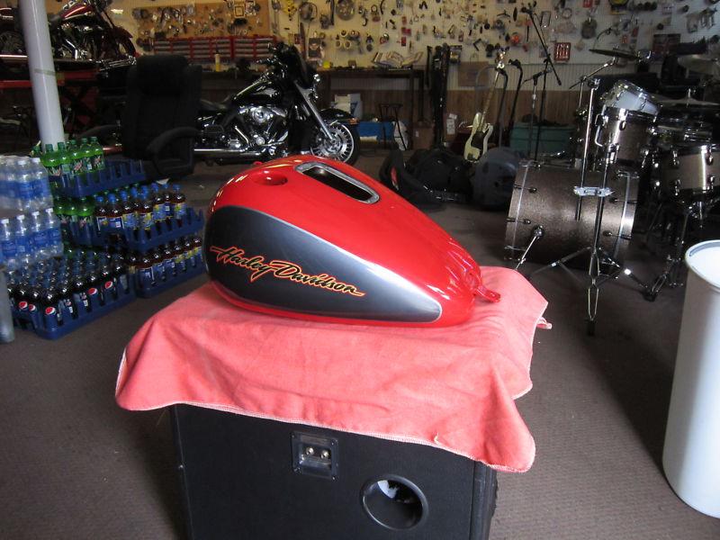 Purchase SCREAMIN' EAGLE GAS TANK FOR HARLEY DAVIDSON " DEAL" in