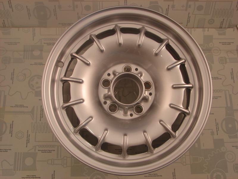 4 mercedes-benz classic "bundt" alloy wheels 15 x 7 (1966-1985)