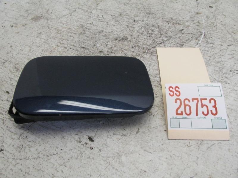 94-96 97 98 99 00 mercedes c280 gas fuel filler door lid cover with hinge blue