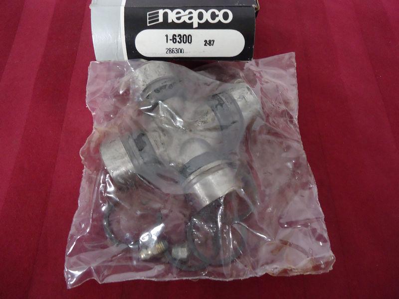 1982-95 dodge truck 2wd neapco nos u-joint #1-6300
