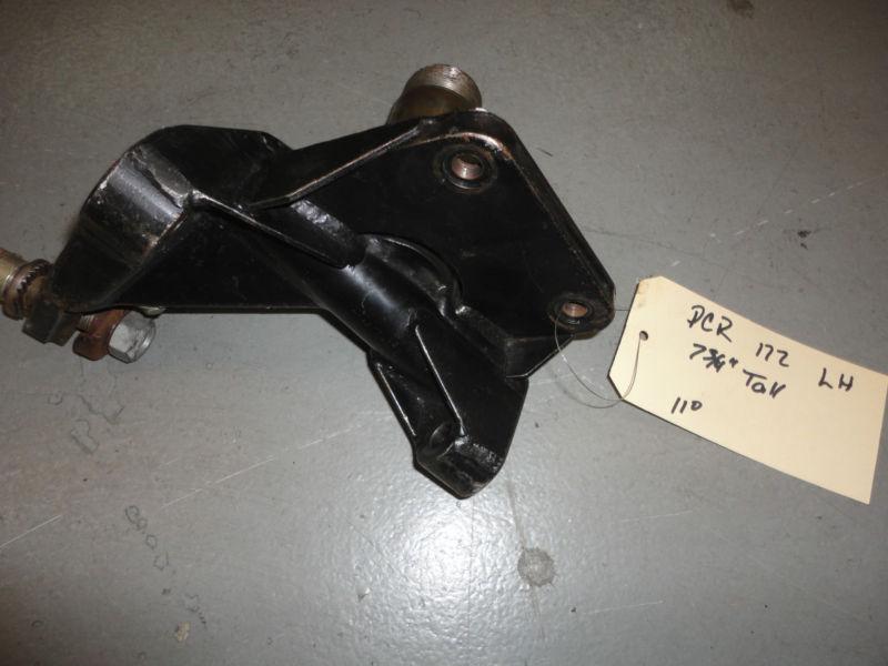 Pcr 172 late model spindle left side, 5x5, 7 3/4" tall, slotted steering arm