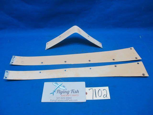 Cessna 310 b 1956 right main wingtip root fairing (7102)