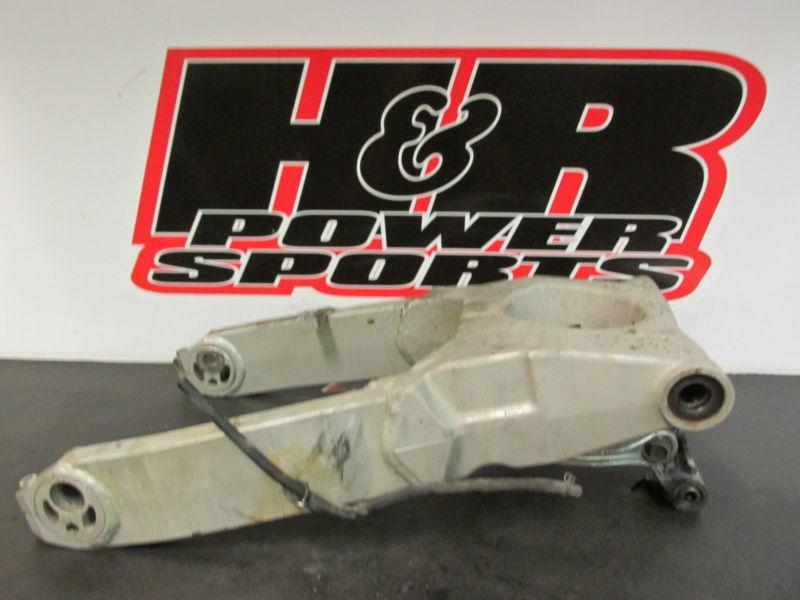 1996 kawasaki ninja zx1100 swingarm, swing arm, zx 11, zx 1100 b2901