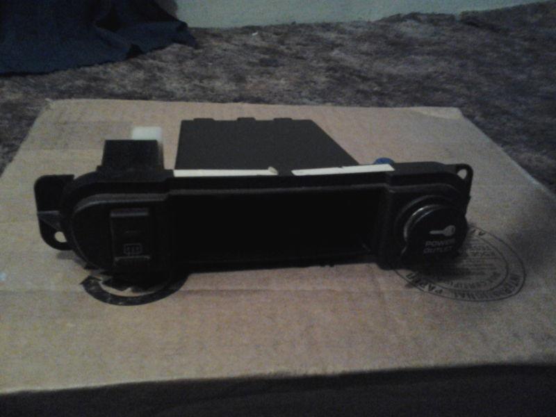 Dodge neon 2003-2005 srt4 dash cubby cigarette lighter defrost switch oem 