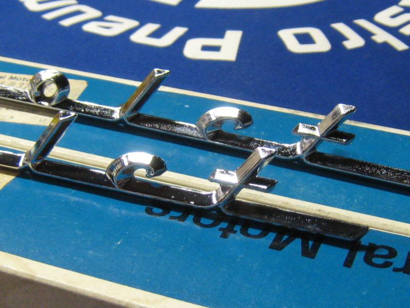 1955 1956 Chevrolet 150 210 Fender / Quarter Script Emblems NOS GM #3759599, US $65.00, image 4