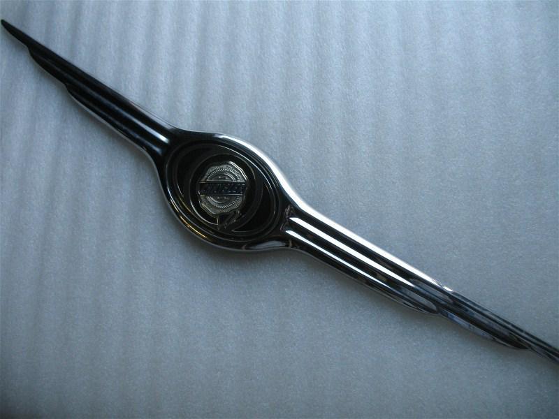 2004 chrysler concorde rear trunk lid emblem logo decal oem 02 03 04
