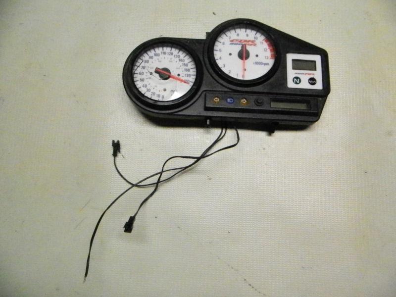 98 honda cbr 900 cbr900 rr 919 cbr919 900rr gauges speed speedometer tachometer