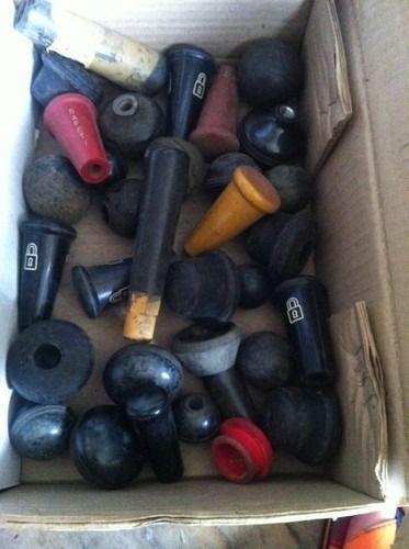 A group of 32 asst bakelite red gold black knobs 1920s-50s for car restoration s