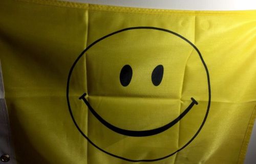 New r/v flag 12 x 18" :-) yellow have a nice day smiley face boat size
