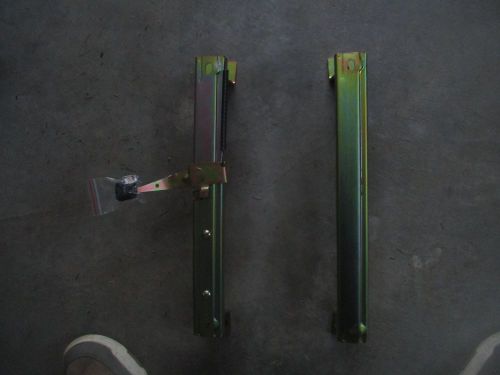 Seat tracks left side bucket seats for 68-72 chevelle or el camino