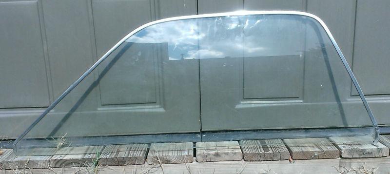1968 ford ranchero 500 squire gt driver side lh clear glass window w/trim, ec