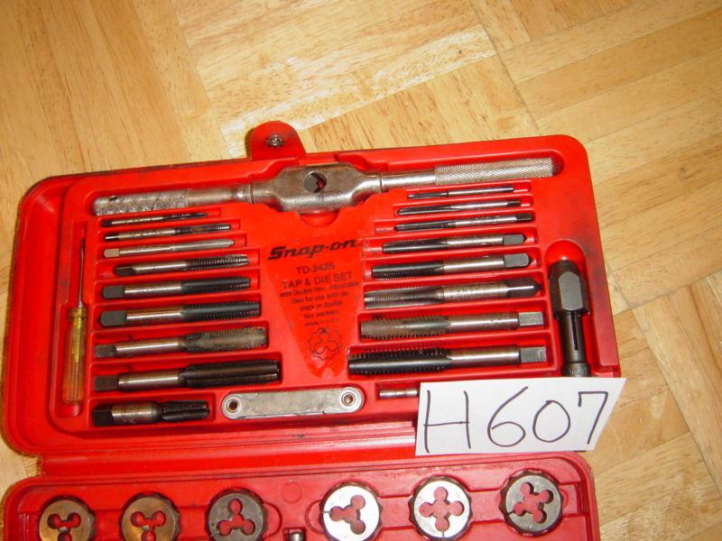 SNAP ON TOOLS 41 PIECE SAE. TAP AND DIE SET TD2425, US $119.99, image 3