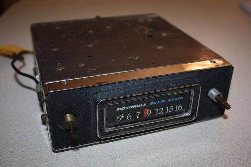Vintage early 1950s motorola tm 415 m car radio