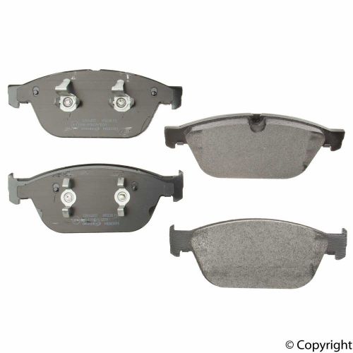 Audi front disc brake pad set 8r0698151f