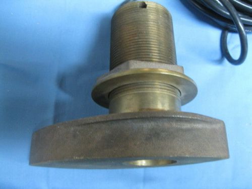 Bronze transducer with gray 2 pin connector