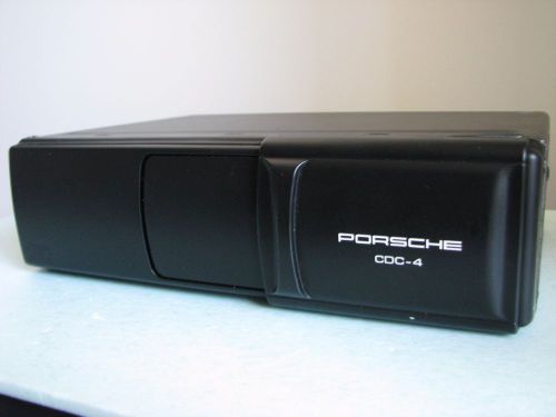 Genuine porsche  cd changer cdc-4 911 986 996 boxster 996.645.140.00 fiber optic