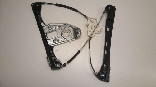 Oem mercedes c class front door window regulator a2037201746