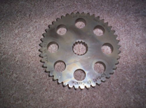 Skidoo snowmobile touring mxz summit 44 tooth chaincase gear sprocket 5040070900