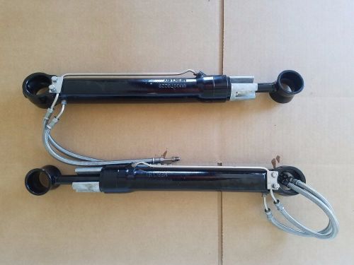 New mercruiser oem bravo trim cylinder / rams - set 8m0079232 / 8m0079229