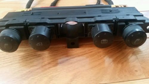 Audi tt 99-06 centre dash buttons heated seat. esp, hazard part no 8n0941569a
