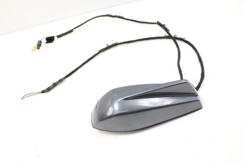 Roof shark fin antenna - audi a4 s4 b6 b7 - 8e5035503d - dolphin grey