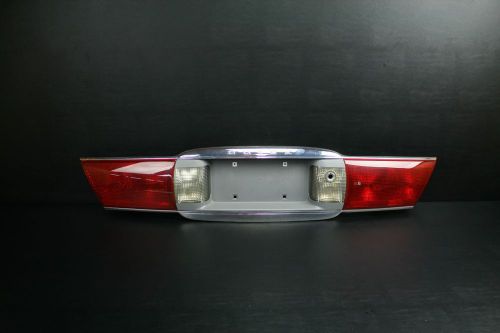 00-05 buick lesabre rear trunk tail light taillight lamp garnish panel 406316