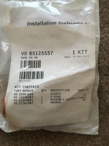 Volvo d13 injector sleeve kit #85125557 lot of 6