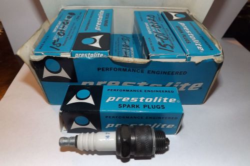 Case of 10 vintage prestolite performance engineered spark plugs 14-7    n.o.s
