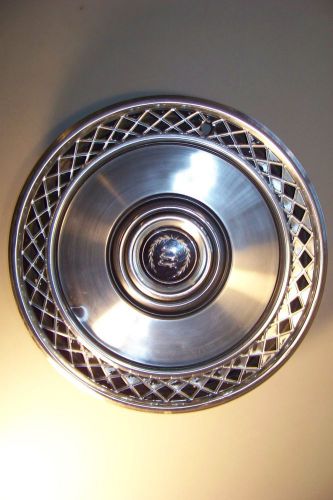 Ford ltd 15&#034; wheel cover &#039;77-80