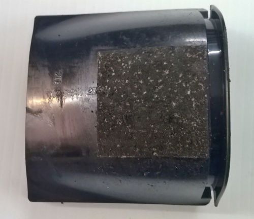 B623-51-283 brand new genuine mazda oem license lamp cover rh (cover bombilla)