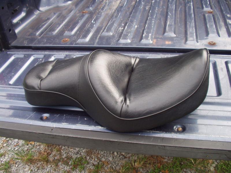 Harley davidson wide glide (fxdwg) seat