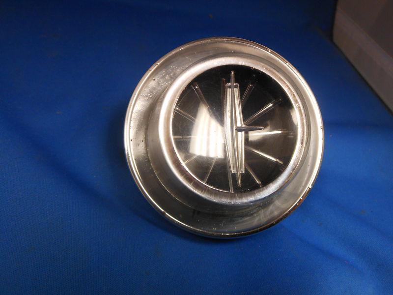 1963 OLDSMOBILE CUTLESS STEERING WHEEL CENTER CAP, US $50.00, image 4