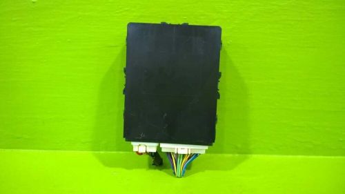97 98 99 00 lexus ls400 4.0l at left rear multiplex door module oem 2395-46