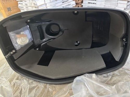 Mercury 50 Hp 4stroke motor cowling 8M0118165, US $1,100.00, image 2