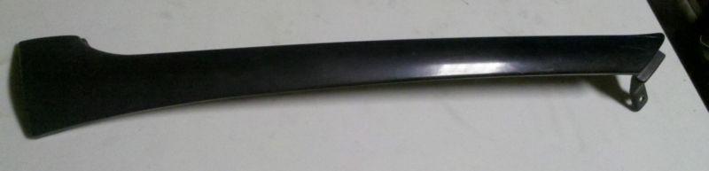 1994-1998 mustang convertible right passenger side windshield molding trim cap 