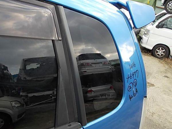Suzuki mr wagon 2004 left side glass [7713850]