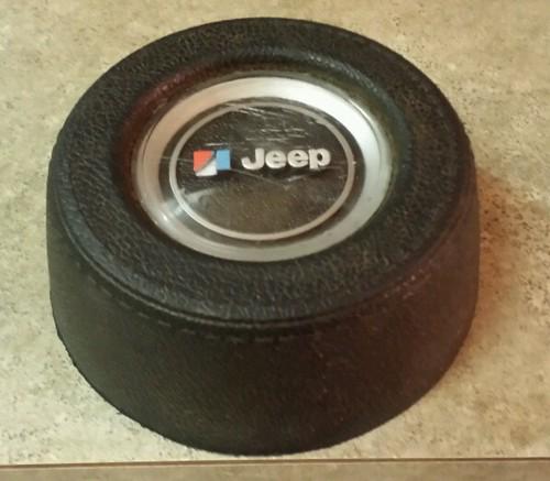 Jeep cj cj5 cj7 cj8 cherokee renagade oem steering wheel horn cap76-86