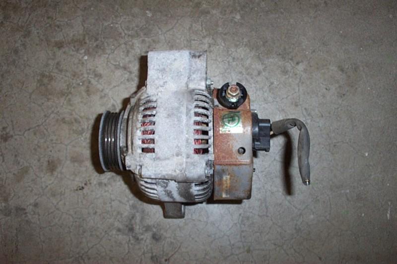 Buy USED 1990 4RUNNER ALTERNATOR FOR A 3.0 6 CYLINDER ENGINE in Gig