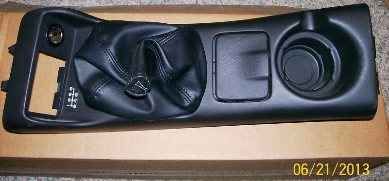 New 2000 - 2002 camaro firebird  6 speed console top original gm  