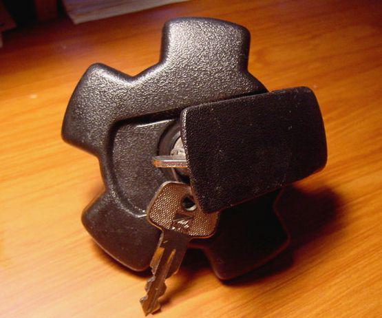 Vw rabbit caddy caribe gti gas cap german 