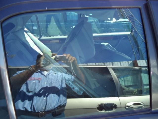 93 mercedes 300e r. rear door glass 124 type 300e from vin b236460 65825