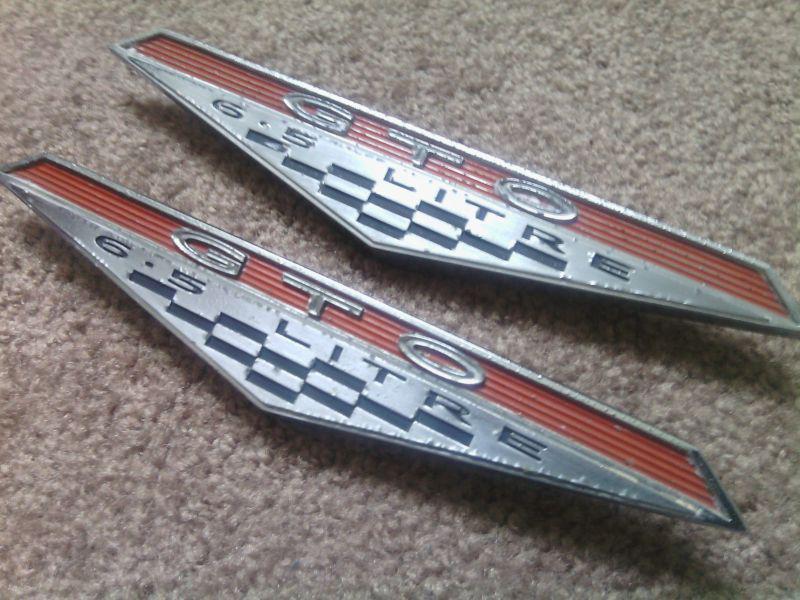 2 - 1964-1968 pontiac gto emblems - part# 9775867 