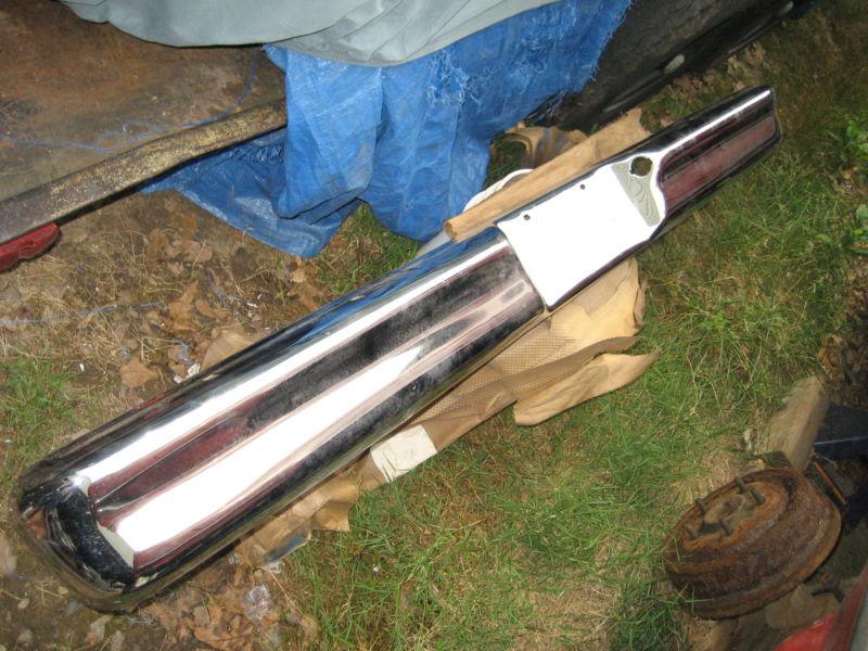 Nos new ford 73/86 f100/350 truck 78/86 bronco rearchrome car type bumper e0tz a