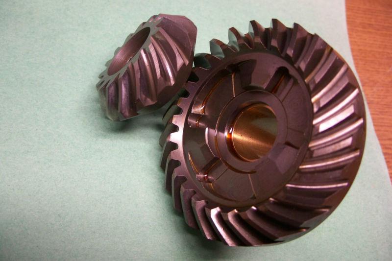  chrysler outboard forward gear (f2a523023) (818068a 2)  (fa523023) fa523266 new