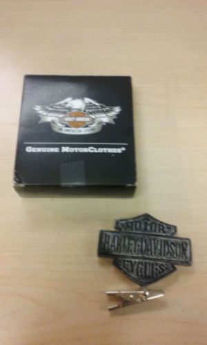 Harley-davidson new bar &amp; shield clip-on christmas tree ornament