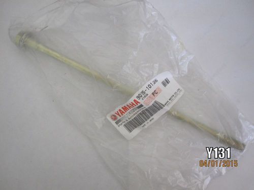 Yamaha 90105-10136-00 90105-10136-00  bolt, flange