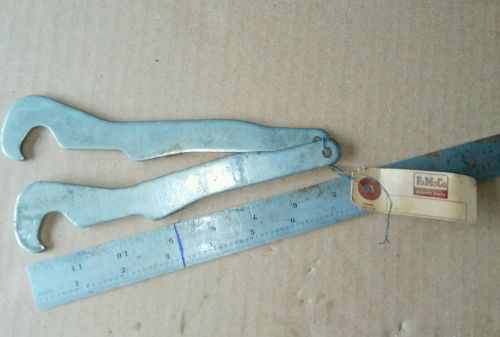 Nos ~ front door check arms    -     1953 - 1954    -  ford    ~   passenger car